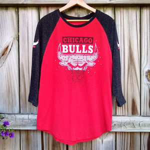 NBA Chicago Bulls Raglan Colorblock T-Shirt